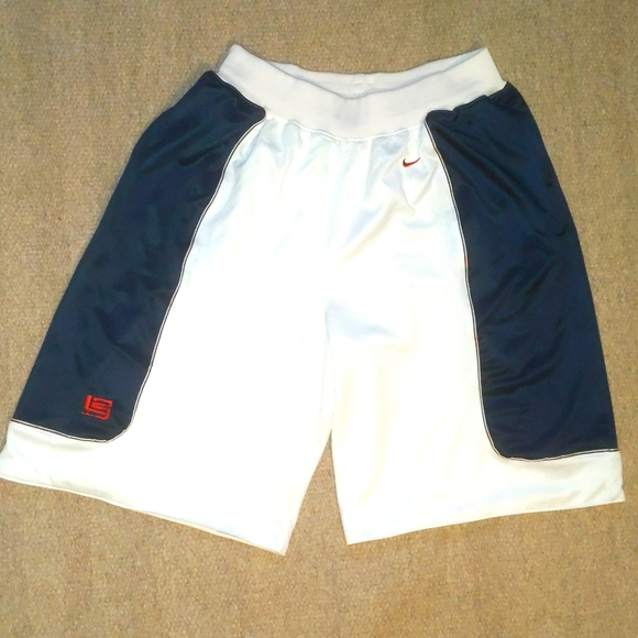 Men's LeBron James 2 pocket (with zippers) basketball shorts - Picture 7 of 10